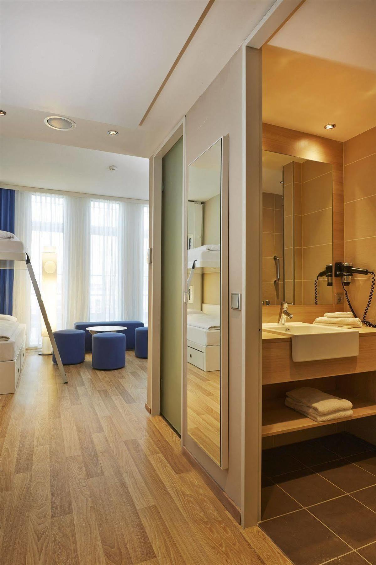 H2 Messe 3* Monaco di Baviera